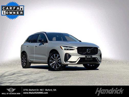 2025 Volvo XC60 B5 Plus
