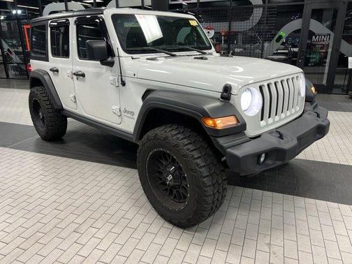 Photo 2 of 18 of 2021 Jeep Wrangler Unlimited Sport