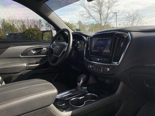 2024 Chevrolet Traverse High Country
