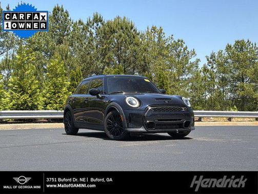 MINI Yours Enigmatic Black Metallic 2023 MINI Hardtop Cooper S