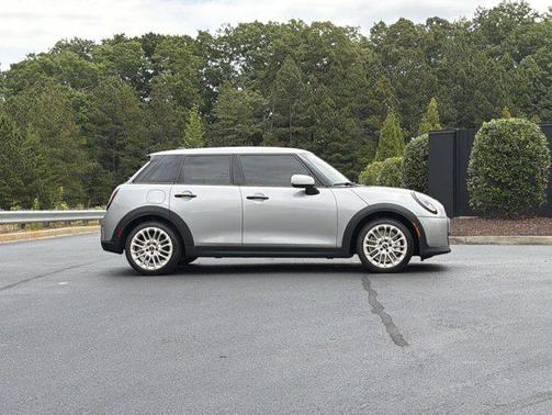 Melting Silver III Metallic 2026 MINI Hardtop Cooper
