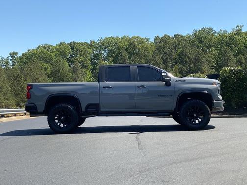Slate Gray Metallic 2024 Chevrolet Silverado 2500 4WD Crew Cab Standard Bed ZR2