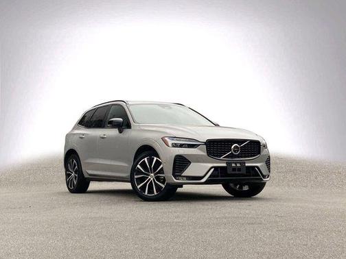 2025 Volvo XC60 B5 Plus