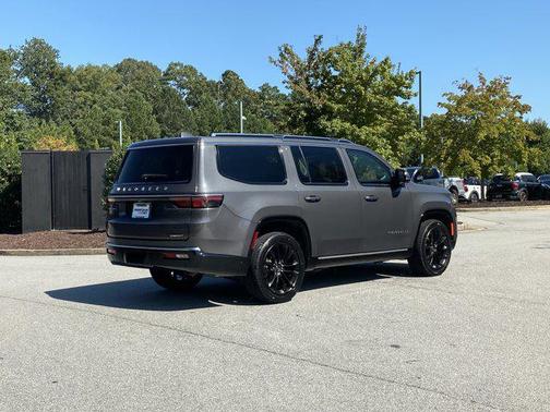 2022 Jeep Wagoneer Series III 4x2