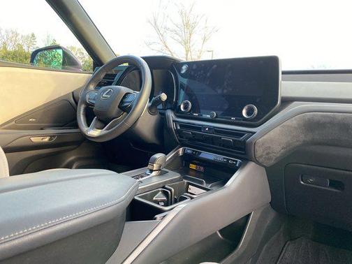 2024 Lexus TX 350 Luxury