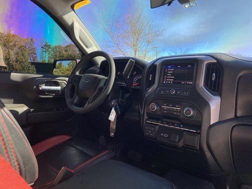 2022 Chevrolet Silverado 1500 Custom Trail Boss