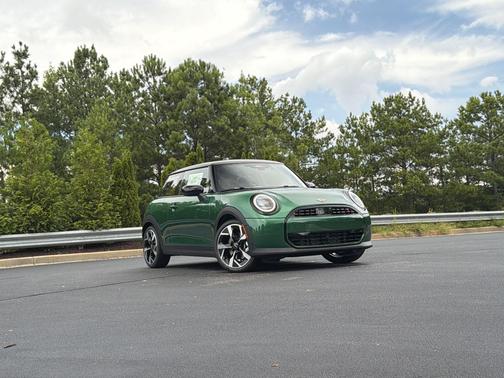 British Racing Green IV Metallic 2026 MINI Hardtop Cooper S