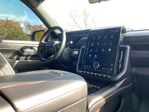 2025 GMC Yukon 4WD AT4 Ultimate