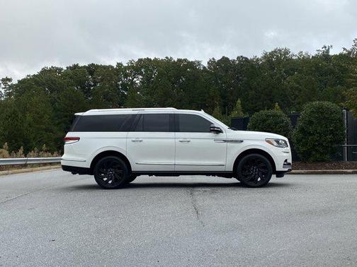 2023 Lincoln Navigator Reserve