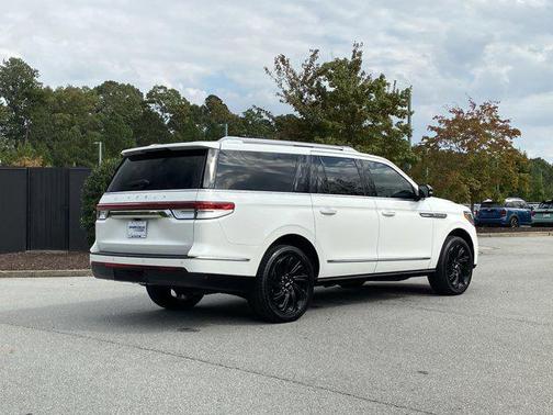 2023 Lincoln Navigator Reserve