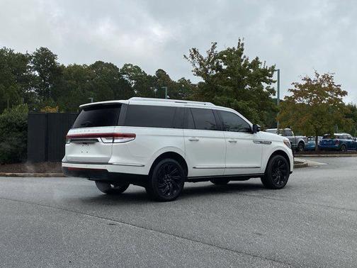 2023 Lincoln Navigator Reserve