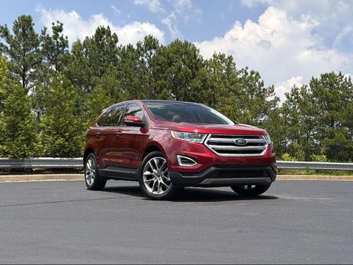 Ruby Red Metallic Tinted Clearcoat 2018 Ford Edge Titanium