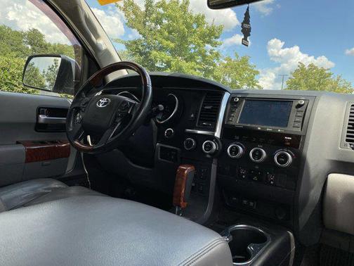 2020 Toyota Sequoia Platinum