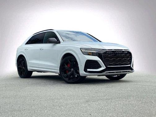 2023 Audi RS Q8 4.0T