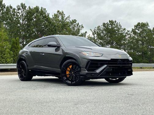 2024 Lamborghini Urus S