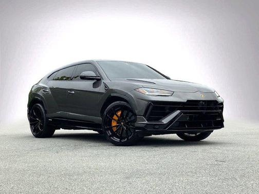 2024 Lamborghini Urus S