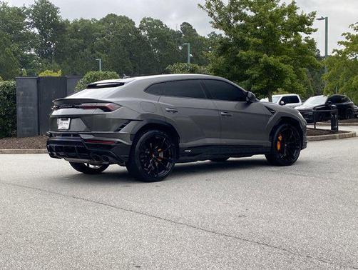 2024 Lamborghini Urus S