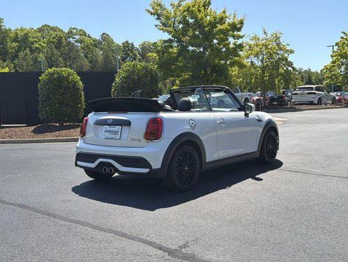 Nanuq White Metallic 2024 MINI Convertible Cooper S
