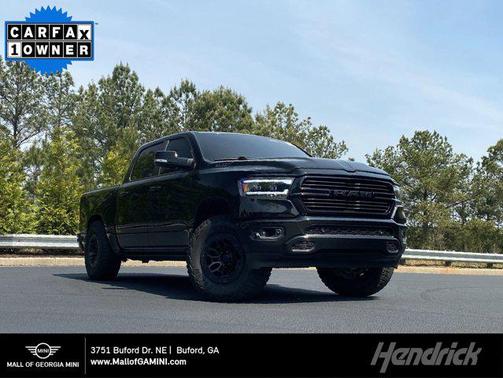 Diamond Black Crystal Pearlcoat 2021 RAM 1500 Big Horn/Lone Star