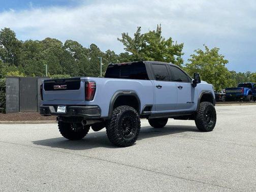2024 GMC Sierra 2500 AT4