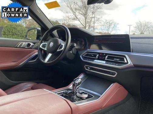 2022 BMW X6 xDrive40i