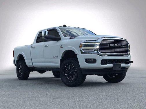 2021 RAM 2500 Laramie Crew Cab 4x4 6'4' Box