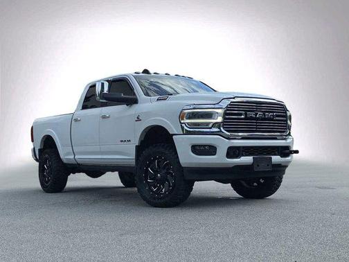 2021 RAM 2500 Laramie Crew Cab 4x4 6'4' Box