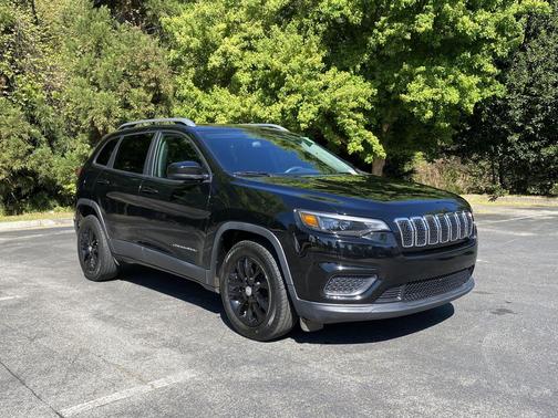 Diamond Black Crystal Pearlcoat 2020 Jeep Cherokee Latitude