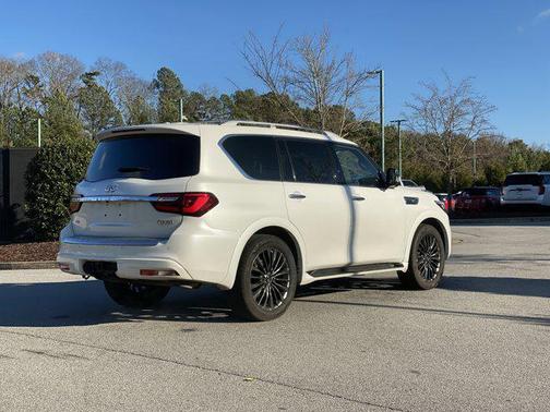 2023 INFINITI QX80 SENSORY AWD