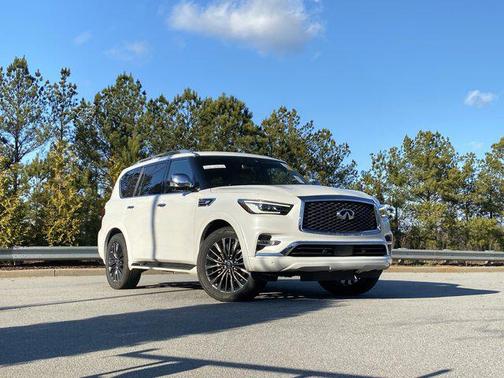 2023 INFINITI QX80 SENSORY AWD