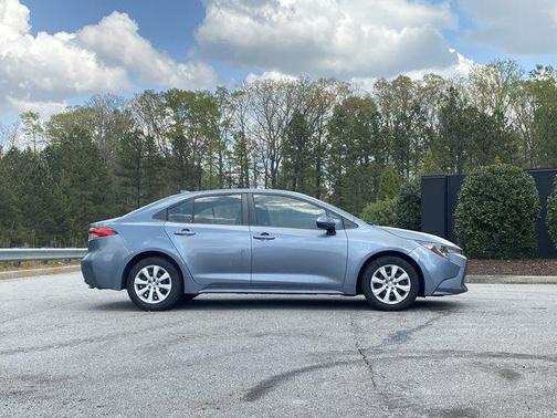 Celestite 2020 Toyota Corolla LE
