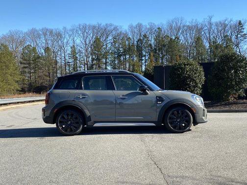 2022 MINI Countryman Oxford Edition