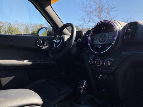 2022 MINI Countryman Oxford Edition