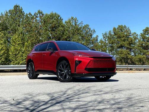 2025 Toyota Crown Signia Limited