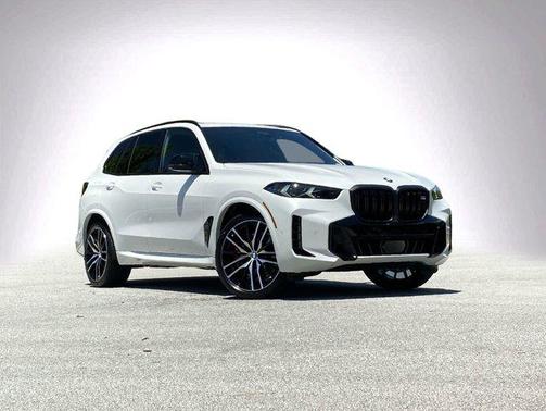 2025 BMW X5 M60i