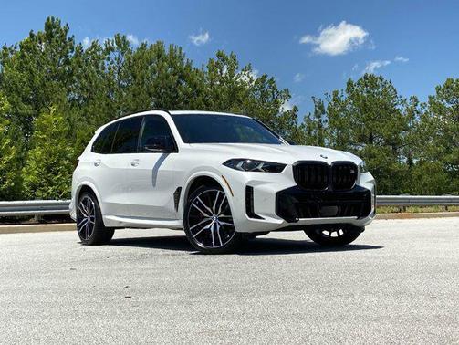 2025 BMW X5 M60i