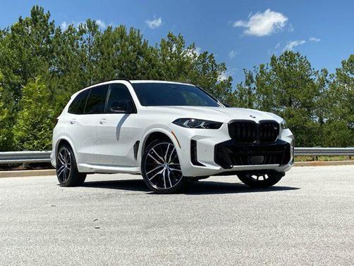 2025 BMW X5 M60i