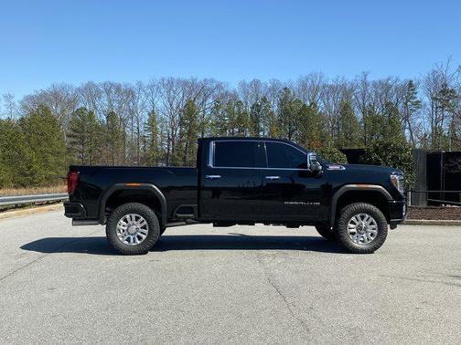 2022 GMC Sierra 2500 Denali