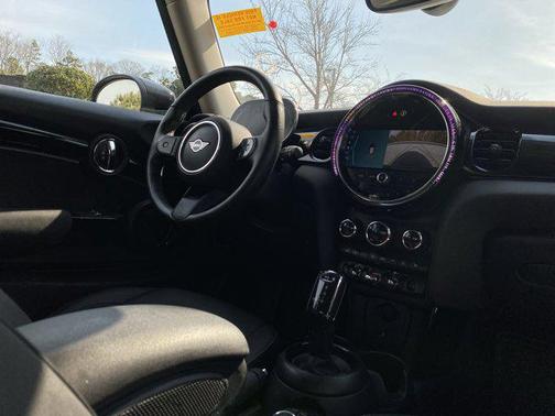 2023 MINI Hardtop Cooper