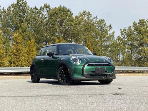 2023 MINI Hardtop Cooper