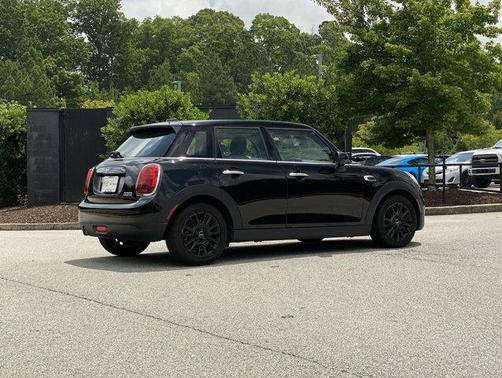 2021 MINI Hardtop Cooper