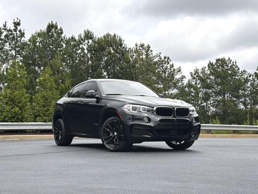 Black Sapphire Metallic 2019 BMW X6 sDrive35i