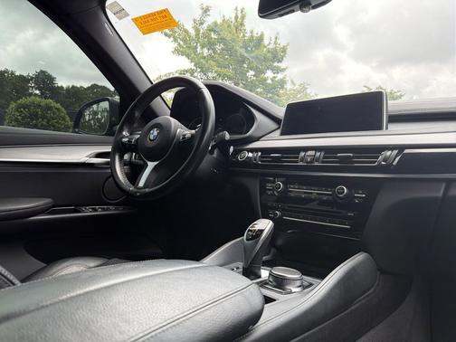 2019 BMW X6 sDrive35i