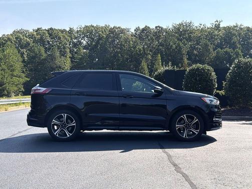 Agate Black 2020 Ford Edge ST