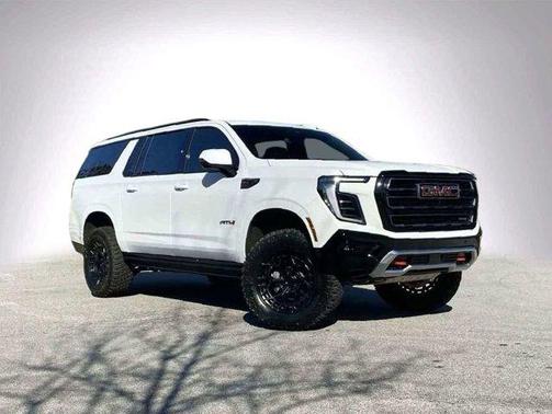 2025 GMC Yukon XL 4WD AT4