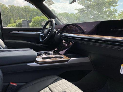 2025 Cadillac Escalade ESV Sport Platinum