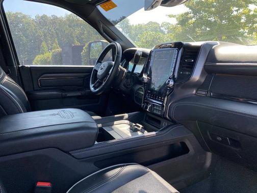 2024 RAM 2500 Limited Crew Cab 4x4 6'4' Box