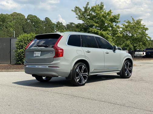2025 Volvo XC90 B6 Ultra