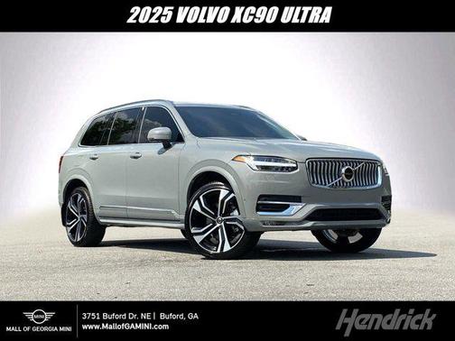 2025 Volvo XC90 B6 Ultra