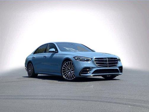 MANUFAKTUR China Blue Solid 2023 Mercedes-Benz S-Class 4MATIC